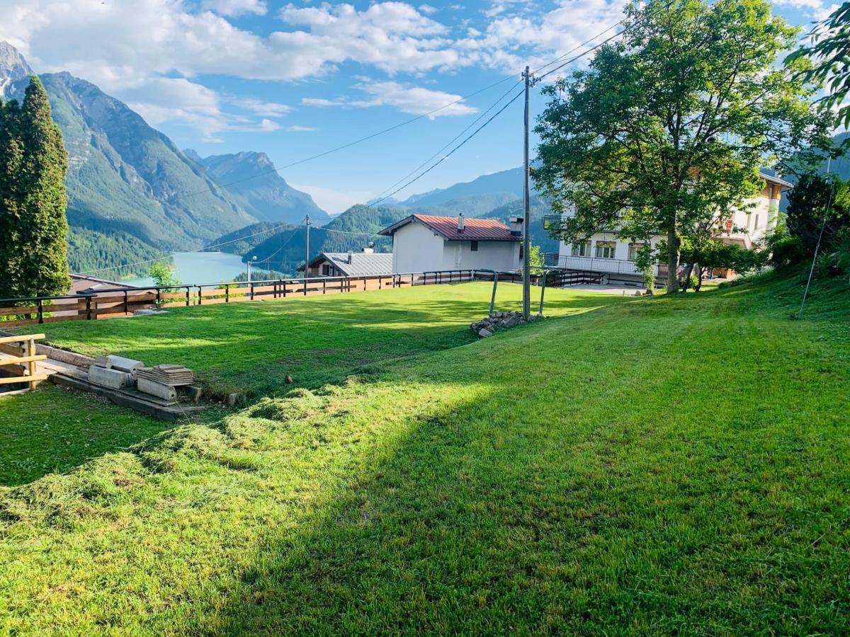 Mansarda La Soffitta Lejlighedshotel Domegge di Cadore Eksteriør billede