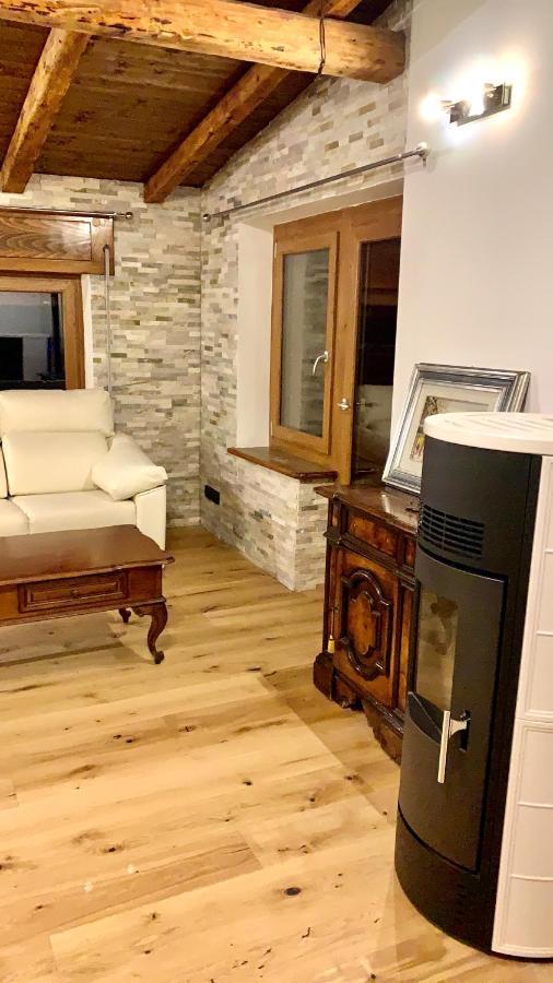 Mansarda La Soffitta Lejlighedshotel Domegge di Cadore Eksteriør billede
