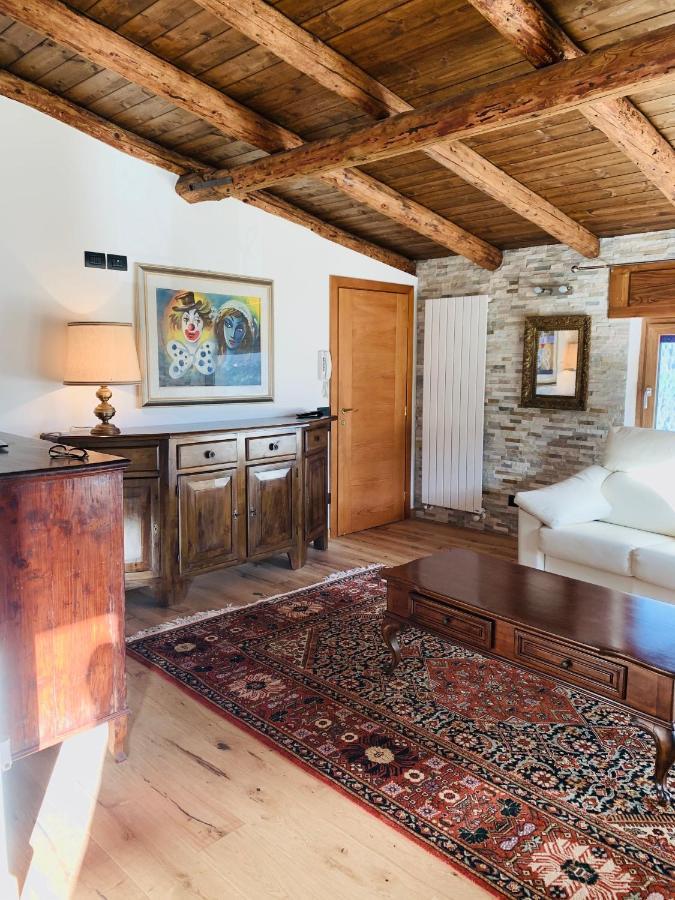 Mansarda La Soffitta Lejlighedshotel Domegge di Cadore Eksteriør billede